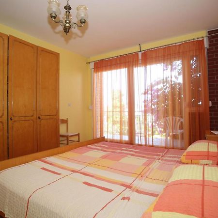 Apartment Michelle Бибине Екстериор снимка