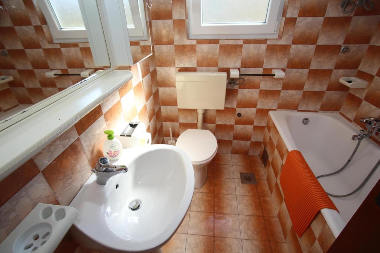 Apartment Michelle Бибине Екстериор снимка